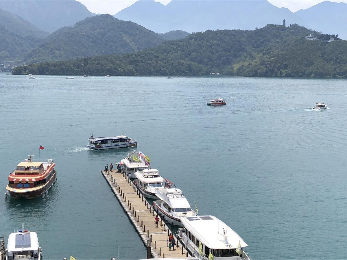 Sun Moon Lake Long Xing Homestay Ючи Екстериор снимка