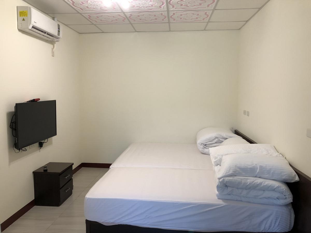 Sun Moon Lake Long Xing Homestay Ючи Екстериор снимка